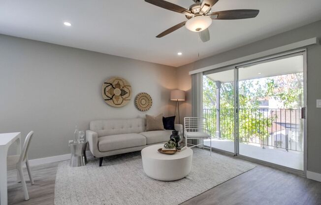 1 bed, 1 bath, 780 sqft, $2,345, Unit 4751-21