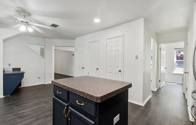 1305 Cedar Brook Dr, Cedar Park, Texas 78613