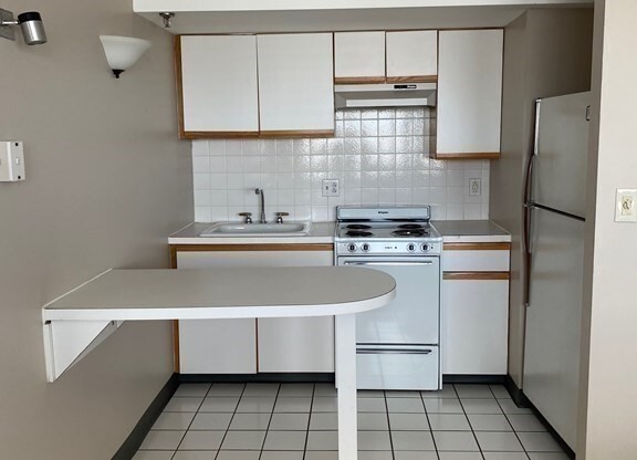1 bed, 1 bath, 663 sqft, $2,700, Unit 408