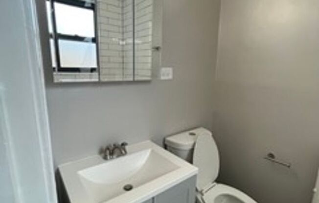 1 bed, 1 bath, 590 sqft, $1,745, Unit 607-3K