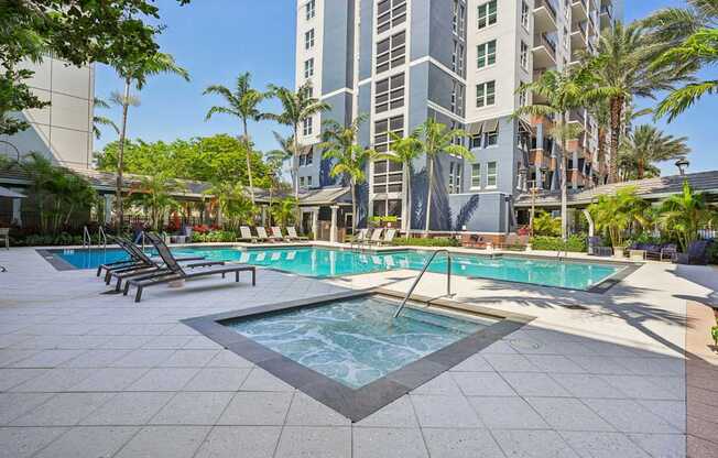 Outdoor Spa and Pool at One Plantation Apartments in Plantation, FL 33324