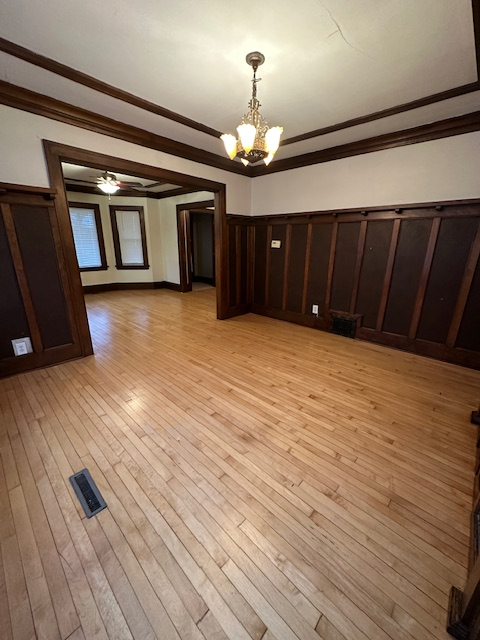 319 E MONTANA ST