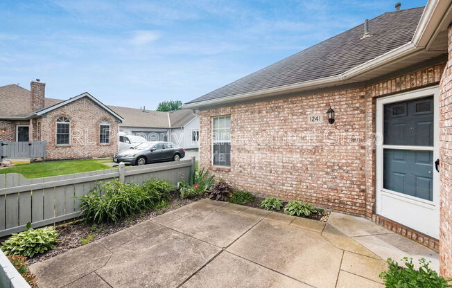 1241 VILLA OAKS CT