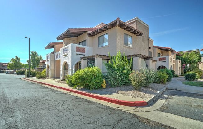 COMING SOON! 1 Bed 1 Bath Apartment in Great Location
