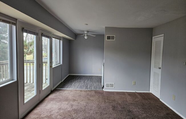 1 bed, 1 bath, 585 sqft, $874