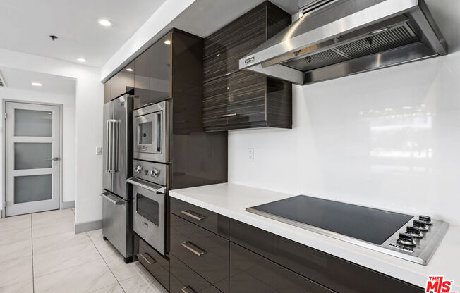 2 beds, 2.3 baths, 1,859 sqft, $7,800, Unit 804