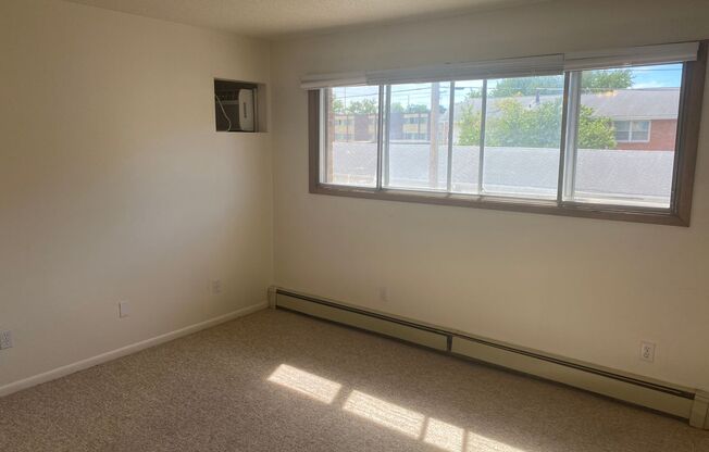 1 bed, 1 bath, 430 sqft, $805, Unit 711-3