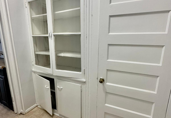 130 2 AVE