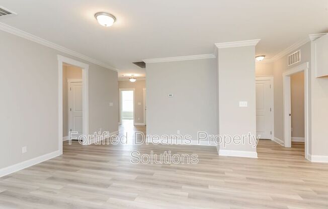4721 OLIVINE LN