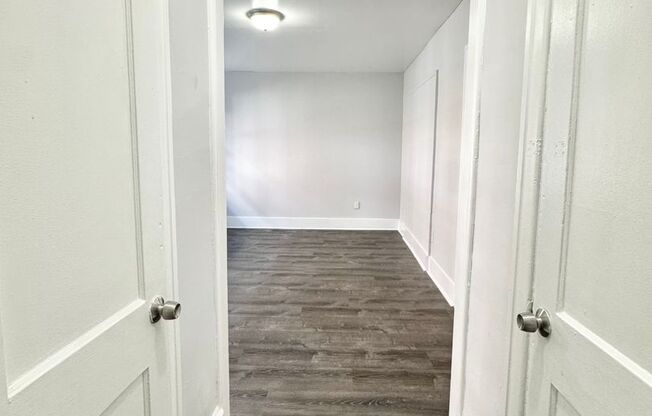 1 bed, 1 bath, 500 sqft, $925, Unit A-03