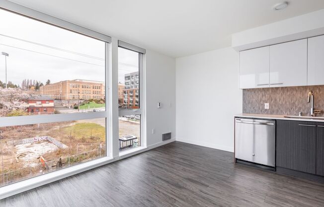 Studio, 1 bath, 401 sqft, $1,925, Unit 201