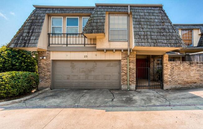 8560 PARK LN