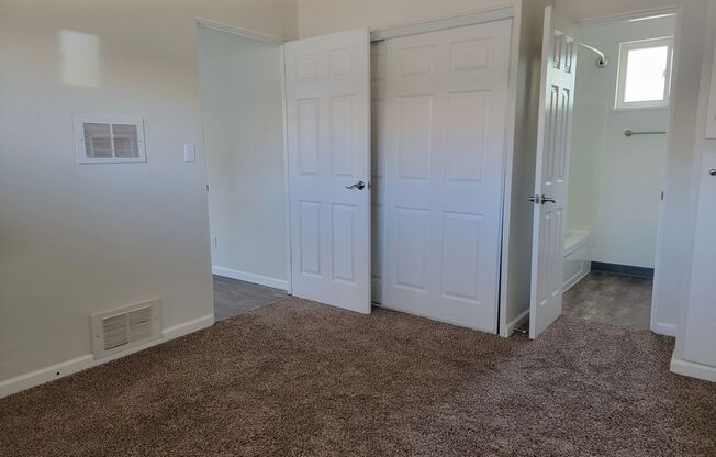 1 bed, 1 bath, 500 sqft, $1,100, Unit 03