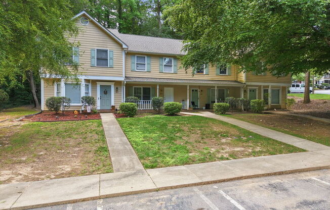 839 DALEWOOD DR