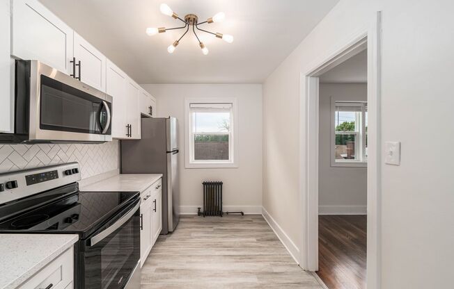 1 bed, 1 bath, 680 sqft, $1,235, Unit 9610 Sherwood Place - Unit 26
