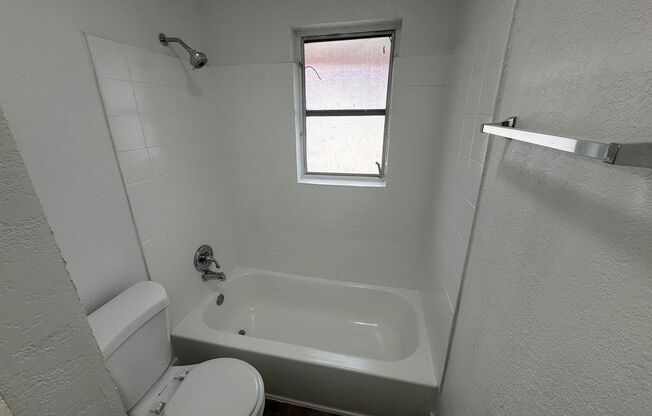 2 beds, 1 bath, $1,895, Unit F204