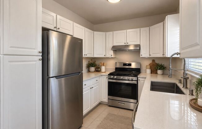 Move-In Ready 3-Bedroom at 14315 Chandler Blvd Sherman Oaks, CA 91401