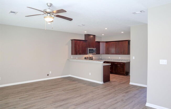 118 ARTESIAN WAY