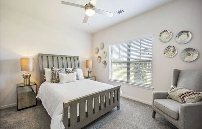 2 beds, 2 baths, 1,074 sqft, $1,280, Unit 332