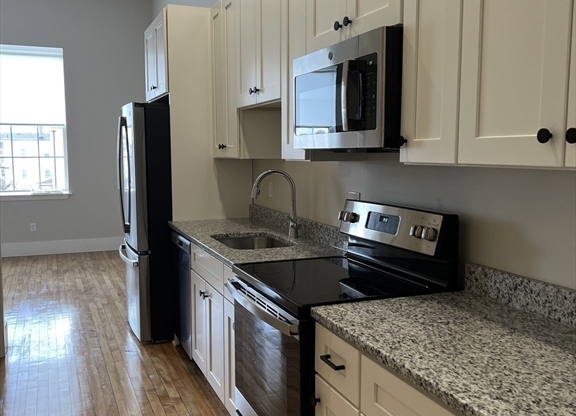 34 SAINT JOSEPH ST