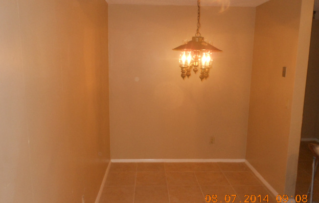 BEAUTIFUL 3 BEDROOM 2 BATH LOCATED IN PORT ORANGE