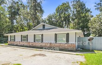 2040 SE 40th St Rd 1-4