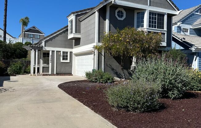 Beautifully Renovated Craftsman  4 Bed/2.5 Bath Home in Murrieta