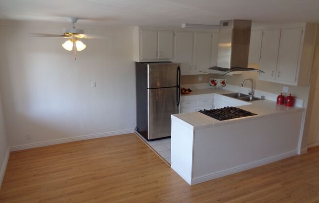 1 bed, 1 bath, 750 sqft, $2,795