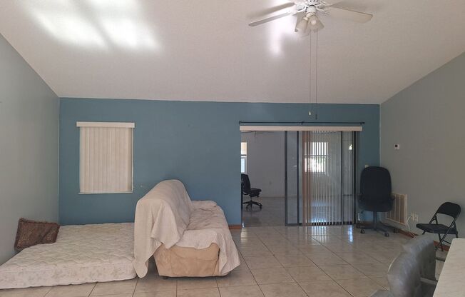 2 beds, 3 baths, $1,700