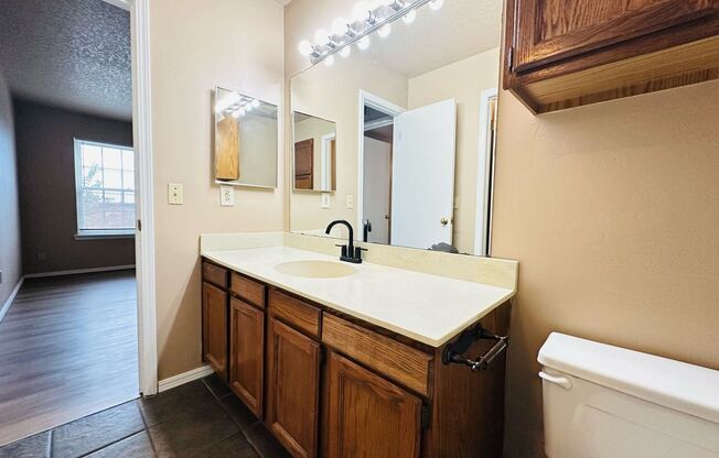2 beds, 2 baths, $1,245, Unit # 19