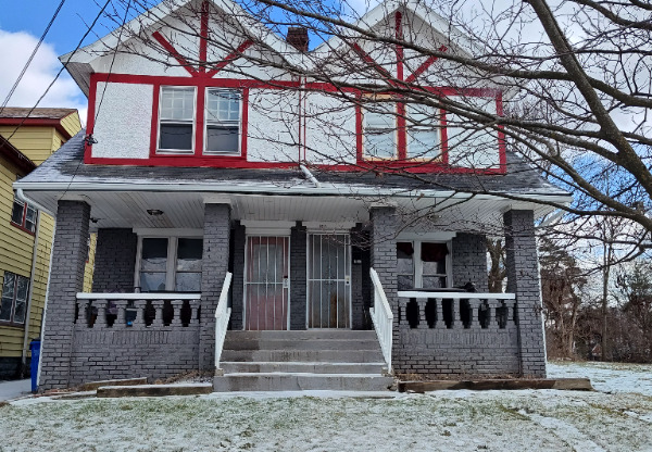 4079 E 104 ST