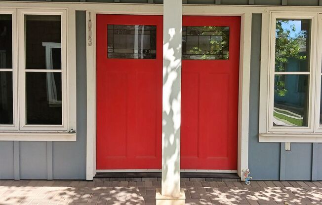 959 South Ash Avenue