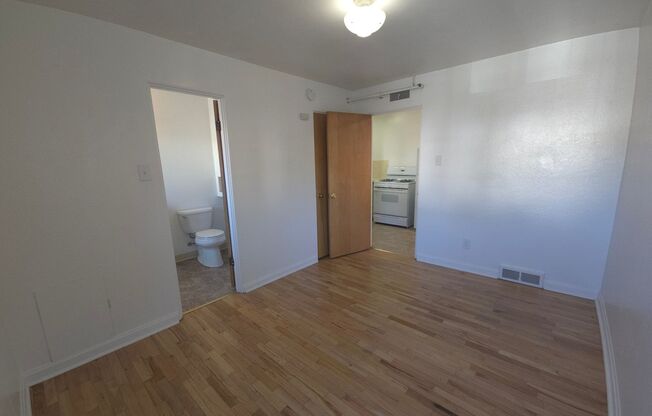 1 bed, 1 bath, $1,750, Unit 6