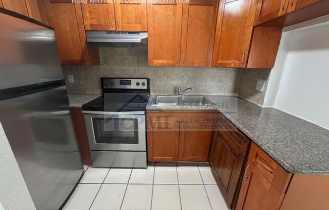 2 beds, 1 bath, 827 sqft, $1,795, Unit 6957- 5th