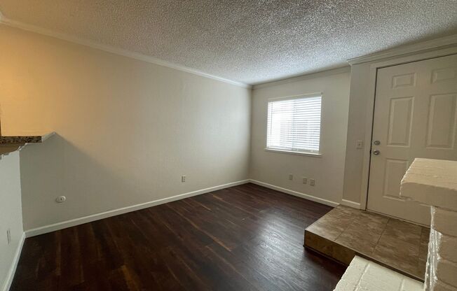 Spacious Downstairs 2 Bed 1 Bath in Gorgeous Gated Community