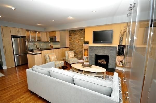 396 BEACON