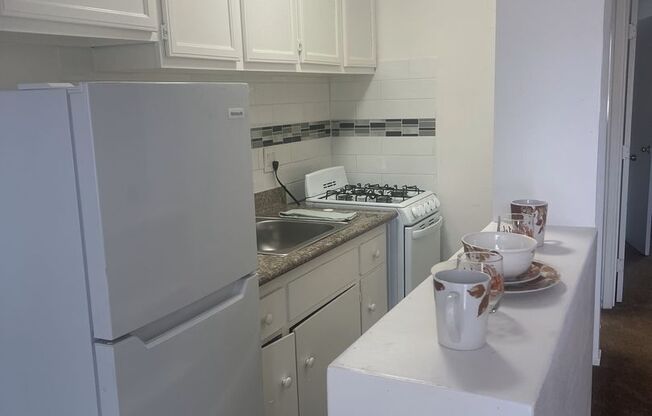 1545/57 Montair Apartments