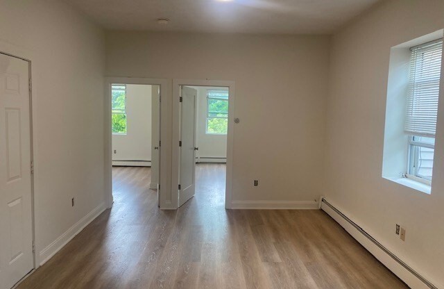 2 beds, 1 bath, 1,000 sqft, $2,650, Unit 2