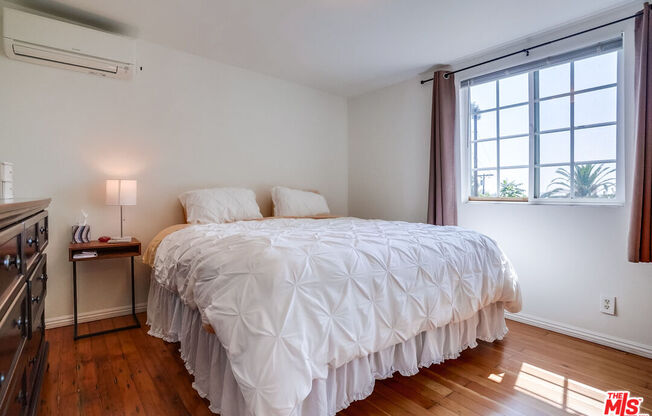 3230 ALTURA WALK
