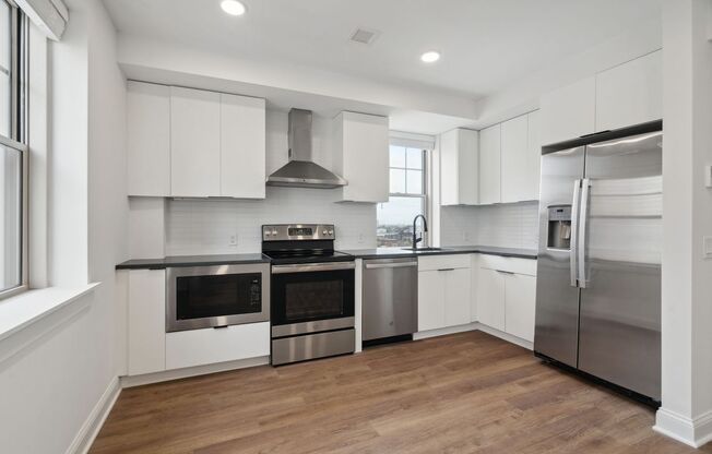 1 bed, 1 bath, 764 sqft, $2,930, Unit 201