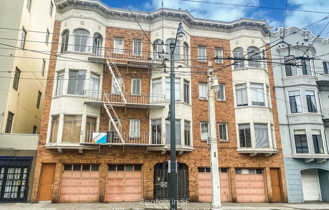 2925 VAN NESS