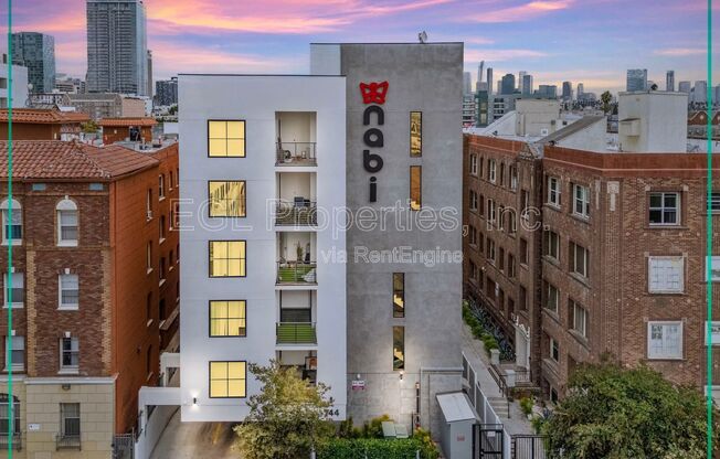 1 bed, 1 bath, 607 sqft, $2,350, Unit 602