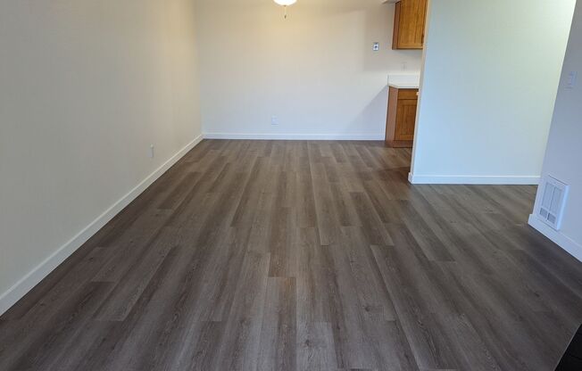 2 beds, 1 bath, 810 sqft, $2,195, Unit B101