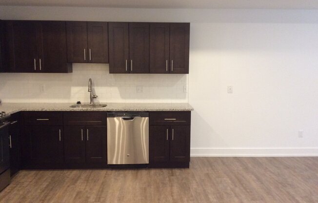 1 bed, 1 bath, 745 sqft, $1,650, Unit Unit 306