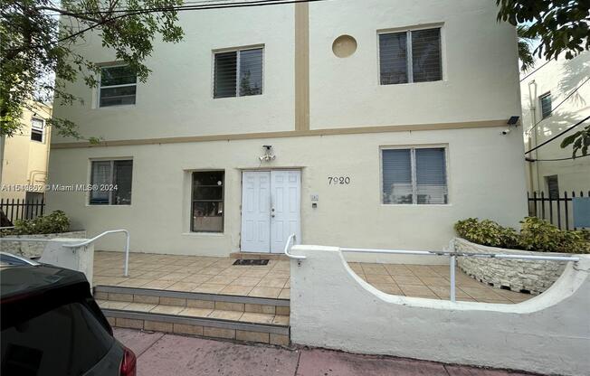 7920 Harding Ave Fl 33141 1