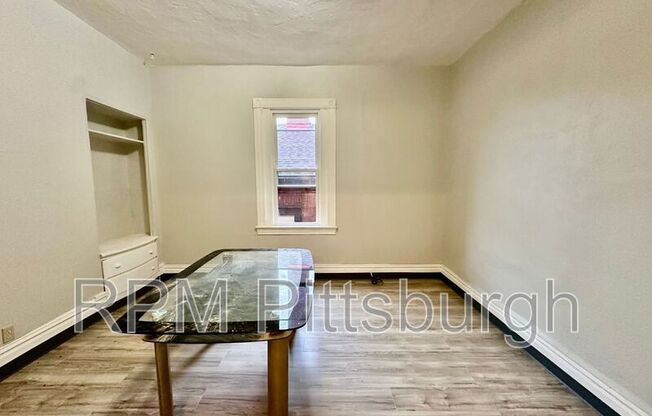 1017 EMPORIA ST