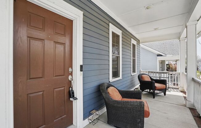 AVAILABLE-GREAT HOME IN THE HEART OF RALEIGH COME SEE TODAY!