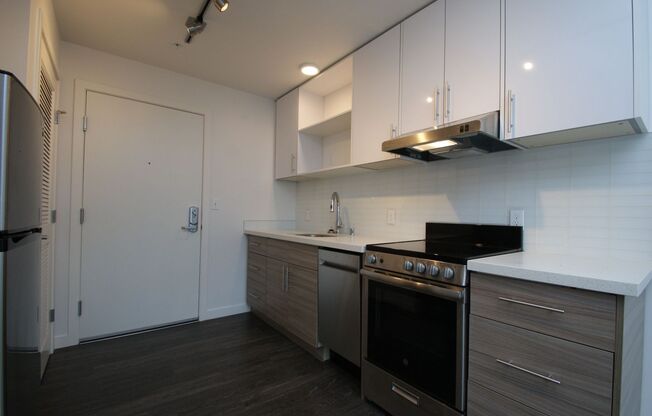 Studio, 1 bath, 356 sqft, $1,550, Unit 312 NEW