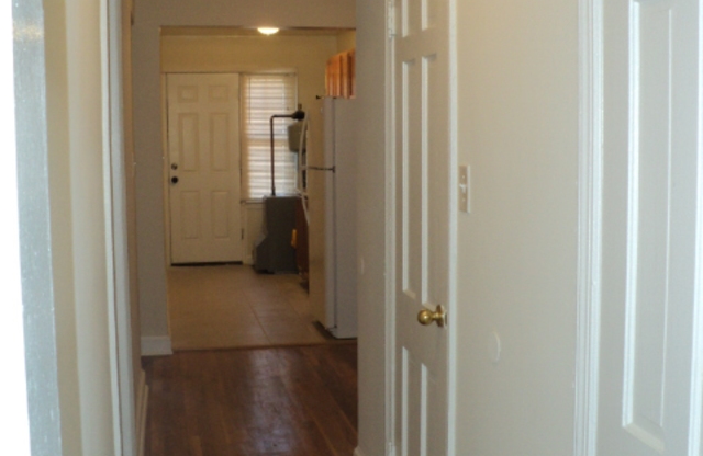 3517 BROTHERS PL SE