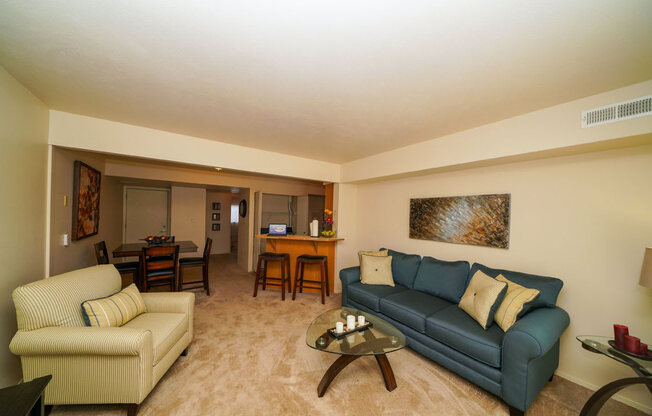 Open Living and Dining Areas at Dupont Lakes Apartments, 46825